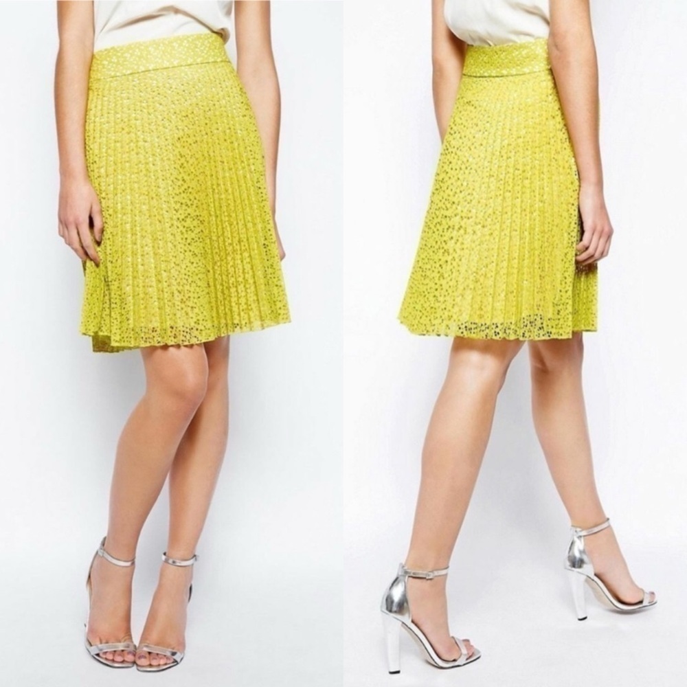 KAREN MILLEN NEON YELLOW KNIFE PLEATE LACE BANDED WAIST KNEE LENGTH SKIRT